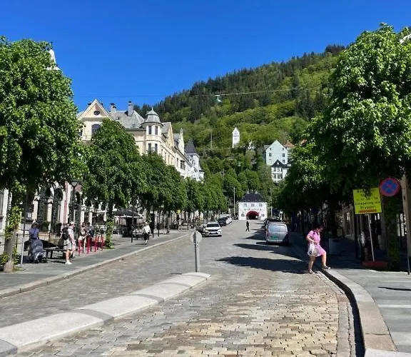 Bryggen - Prime Location, 2 Minutes From Bryggen Apartament Bergen